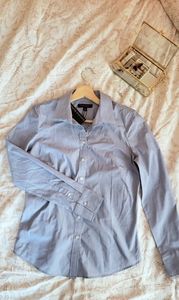 Banana Republic Button-Up